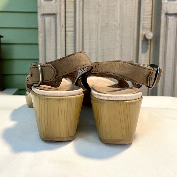 LOT OF 2 DANSKO Jacinda Nubuck & Gray Criss Cross Slingback Sandals- Wmn Sz 7.5 - Picture 3 of 13